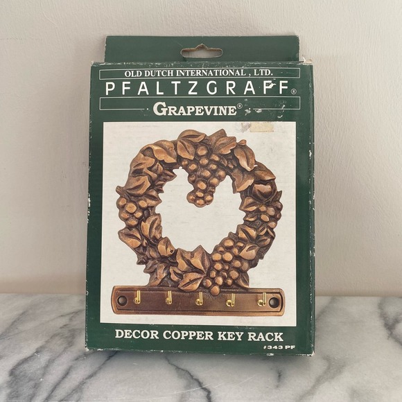 Pfaltzgraff Other - NWT Vintage Pfaltzgraff Decor Copper Key Rack Grapevine Farmhouse Cottagecore